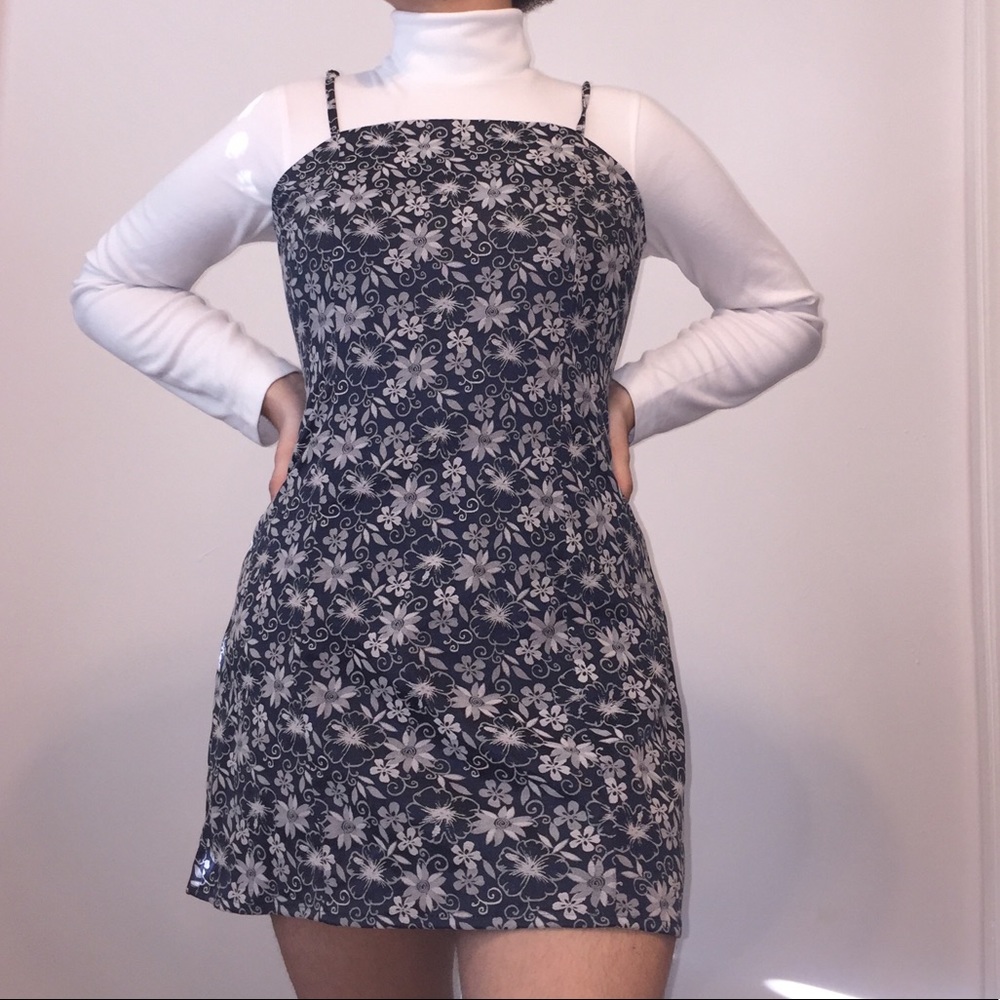 VINTAGE MINI SUNDRESS